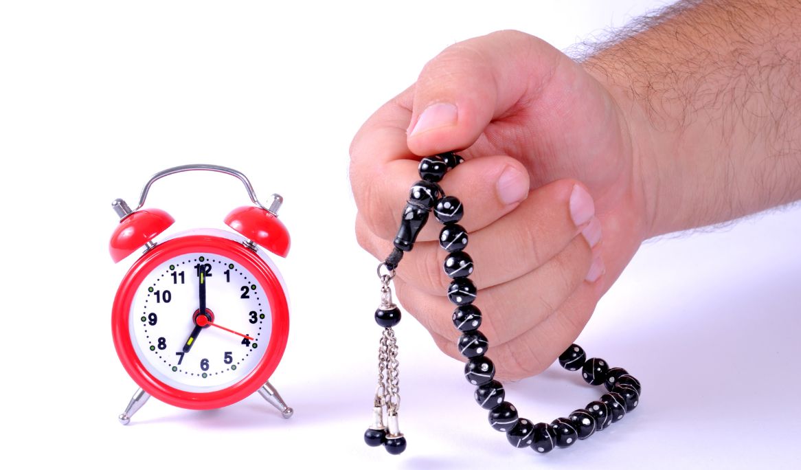 متابعة مواقيت الصلاة
